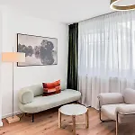 Chic Apartment, 1br For 2, Elegant Comfort, Center Wuppertal