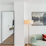 Apartamento Chic Apartment, 1br For 2, Elegant Comfort, Center *