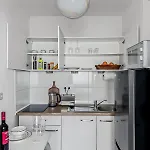 Apartamento Chic Apartment, 1br For 2, Elegant Comfort, Center