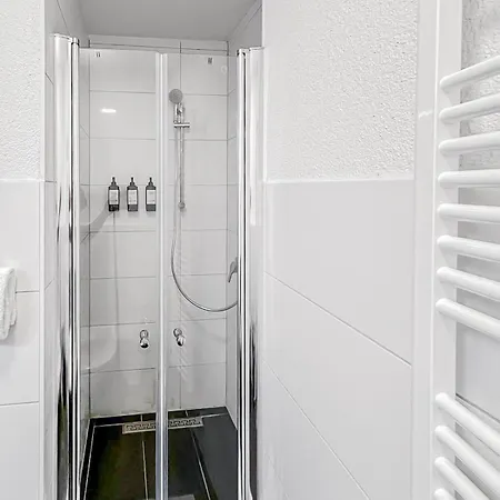 Appartamento Chic Apartment, 1br For 2, Elegant Comfort, Center