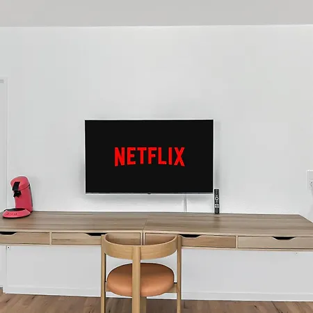 Chic City Apartment, 1Br For 2, Elegant Comfort, City Center * Wuppertal