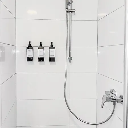 Chic Apartment, 1br For 2, Elegant Comfort, Center Appartamento *