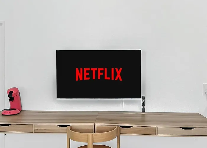 Chic City Apartment, 1Br For 2, Elegant Comfort, City Center * Wuppertal